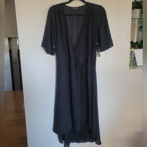 Lulu's Farah Black Print Midi Wrap Dress size s